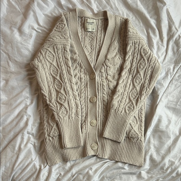 Abercrombie & Fitch Sweaters - Abercrombie & Fitch Light Tan Oversized Cable Knit Cardigan
